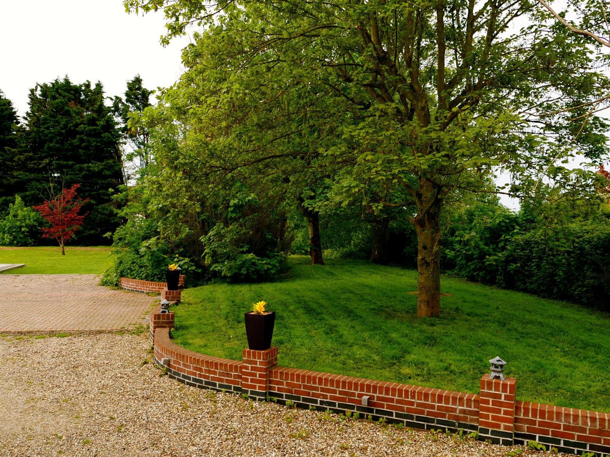 Deluxe 4 Or 5 Bed House With Hot Tub, Cinema Room Sleeps 15 Saffron Walden Exteriér fotografie