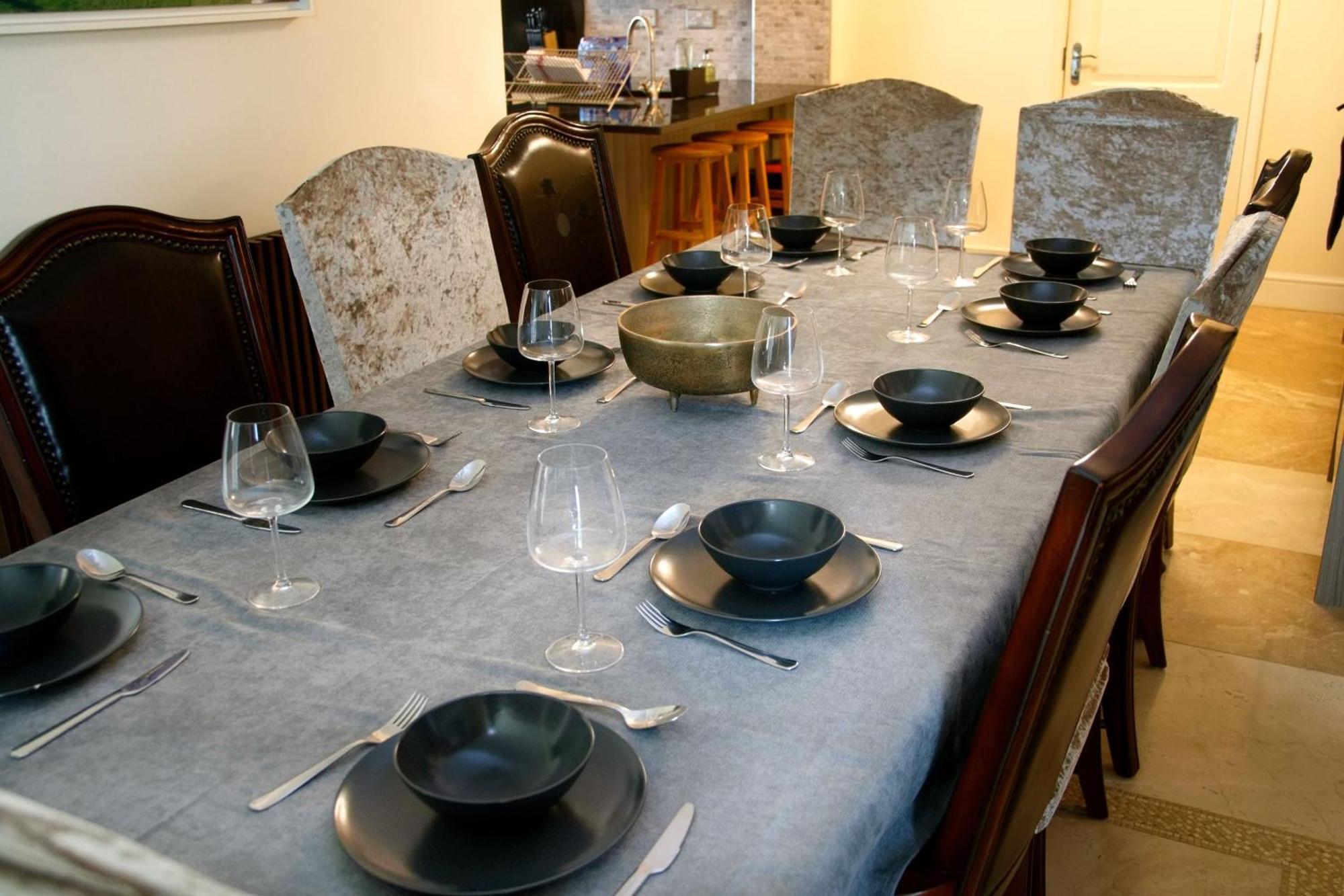 Deluxe 4 Or 5 Bed House With Hot Tub, Cinema Room Sleeps 15 Saffron Walden Exteriér fotografie