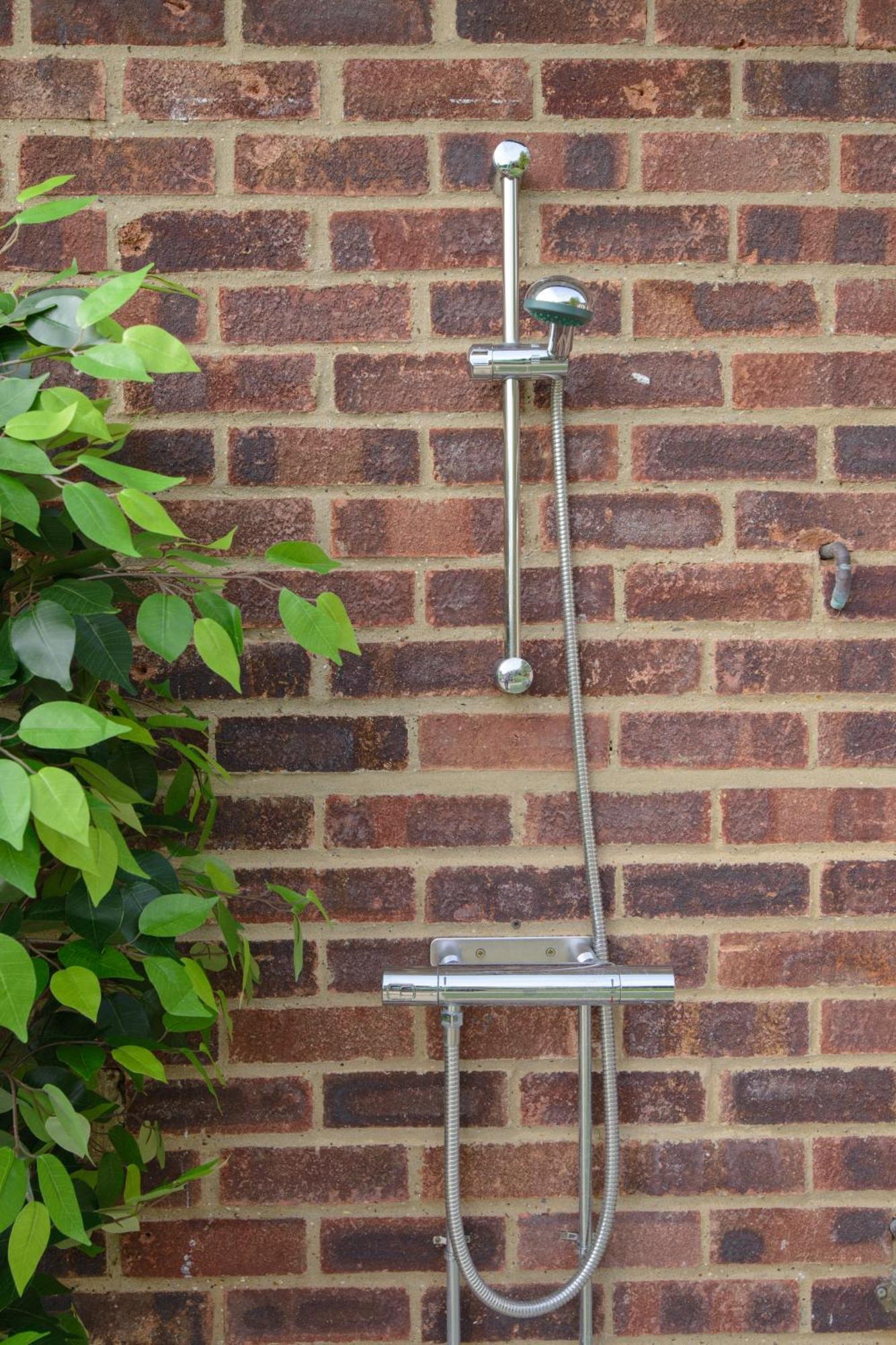 Deluxe 4 Or 5 Bed House With Hot Tub, Cinema Room Sleeps 15 Saffron Walden Exteriér fotografie